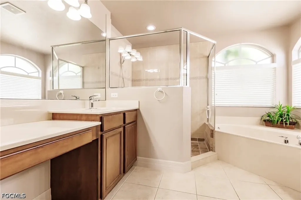 3573 Malagrotta Circle Cape Coral FL 33909