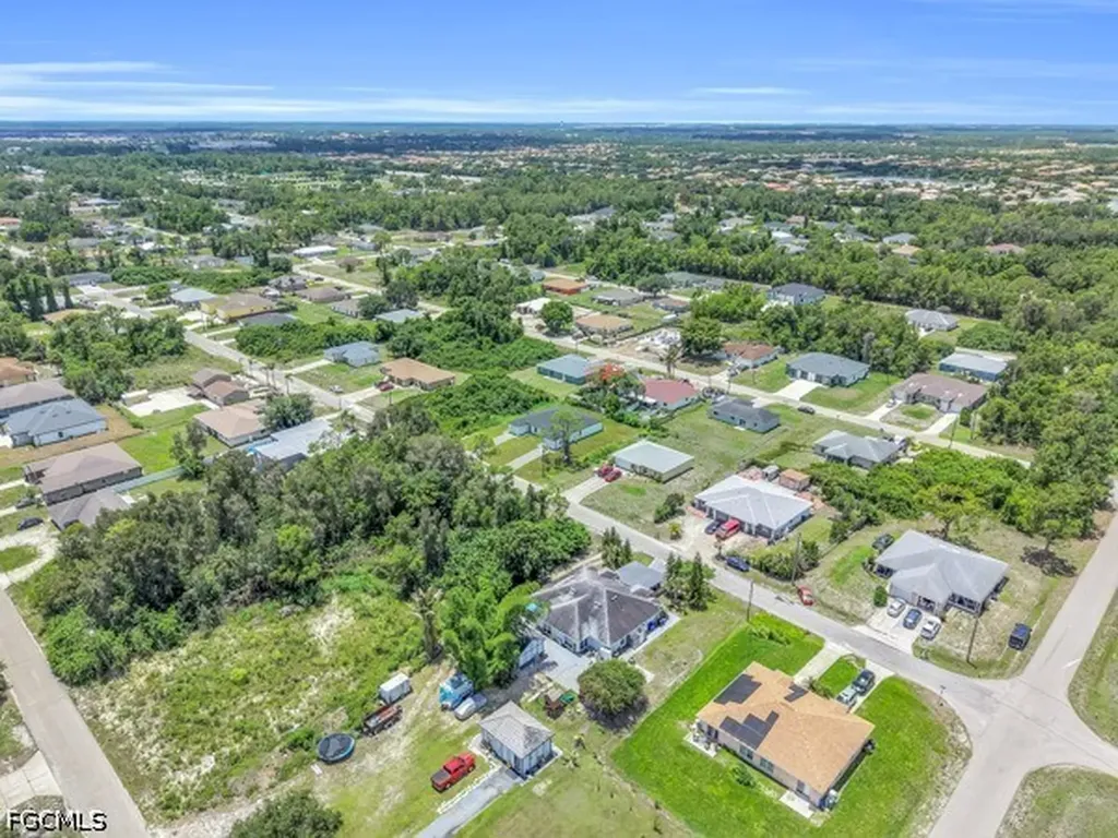 5137 26th Street Lehigh Acres FL 33973