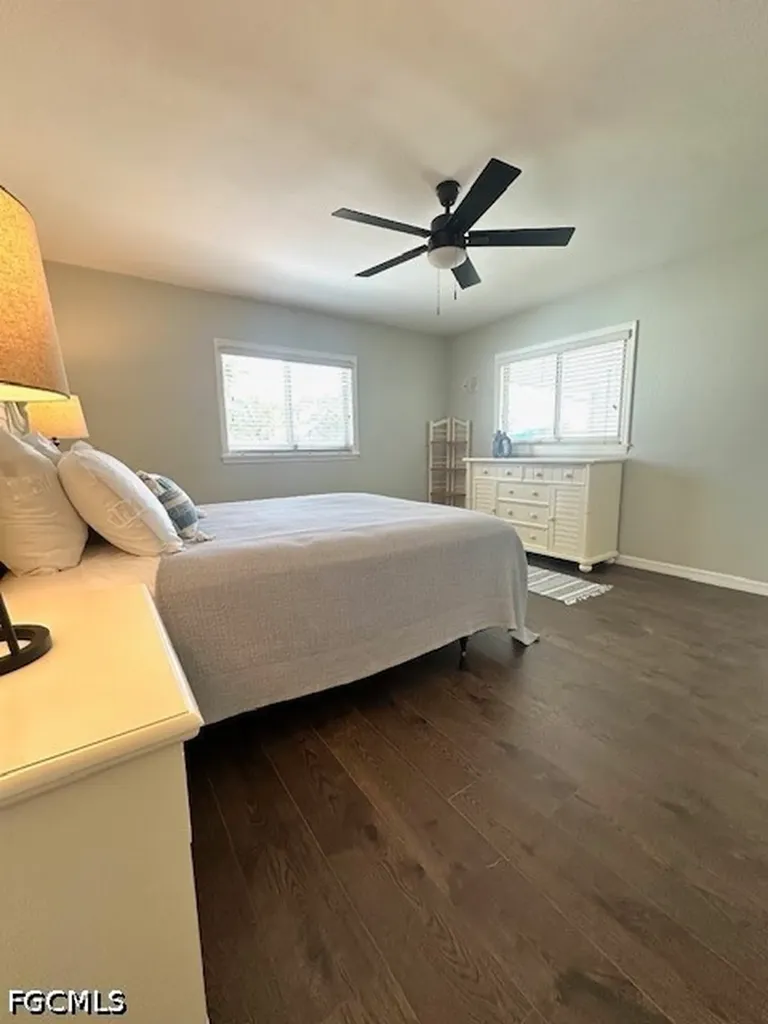 1314 SE 11th Street Cape Coral FL 33990
