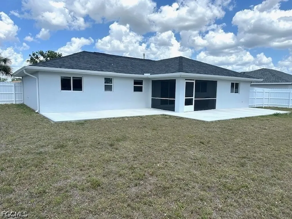 1314 SE 11th Street Cape Coral FL 33990