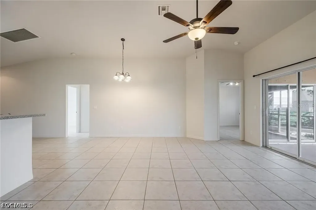 4522 SW 7th Place Cape Coral FL 33914