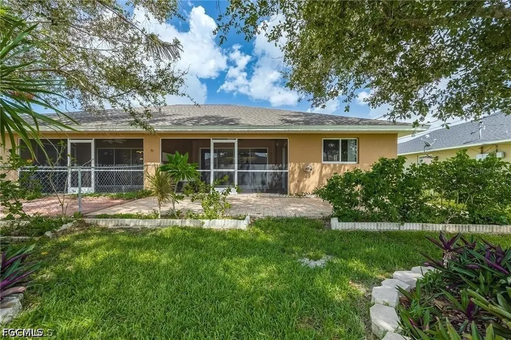 4522 SW 7th Place Cape Coral FL 33914