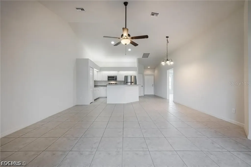 4522 SW 7th Place Cape Coral FL 33914