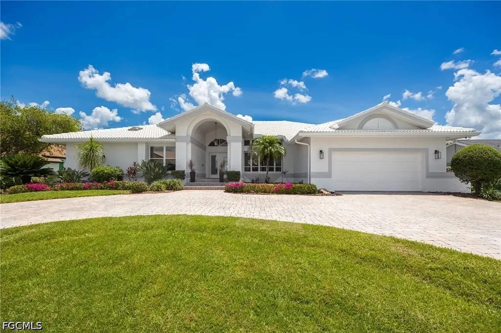 Fort Myers FL, 16564 Bear Cub Court