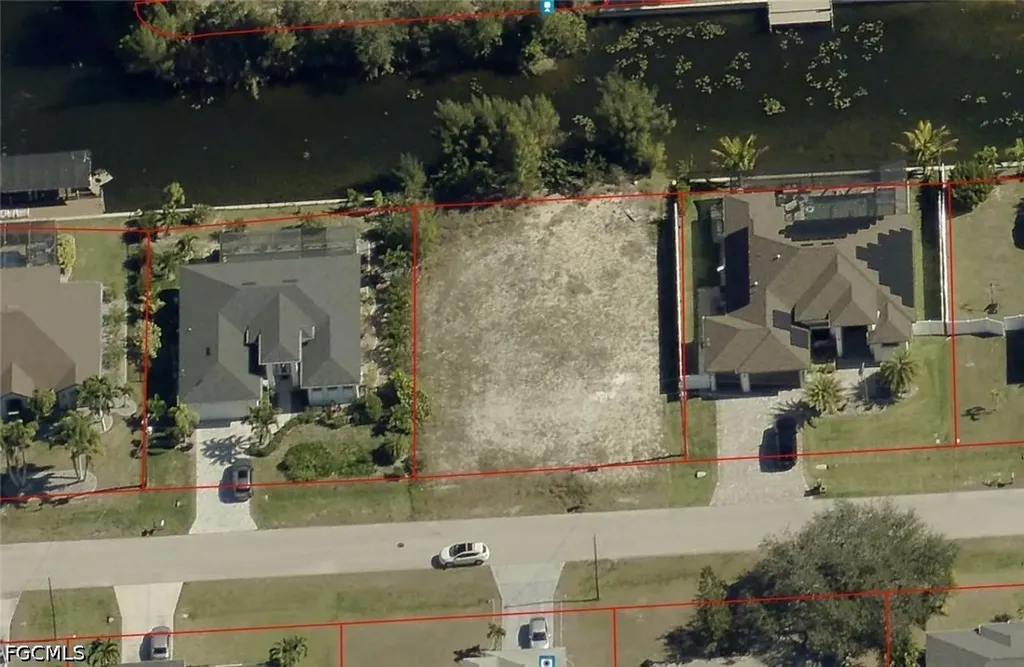 2135 SW 4th Court Cape Coral FL 33991
