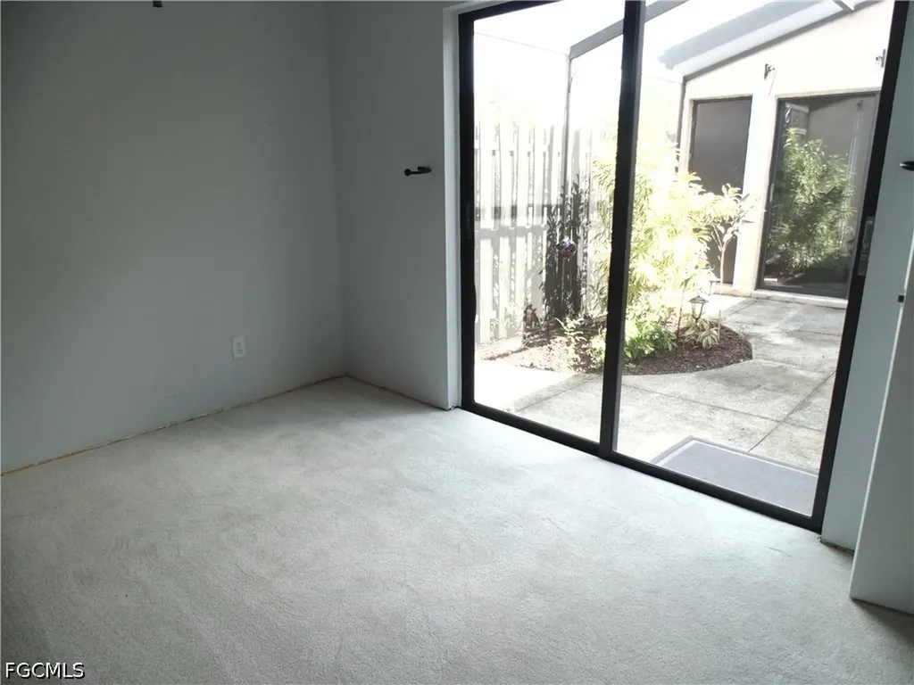 7161 Penner Lane Fort Myers FL 33907