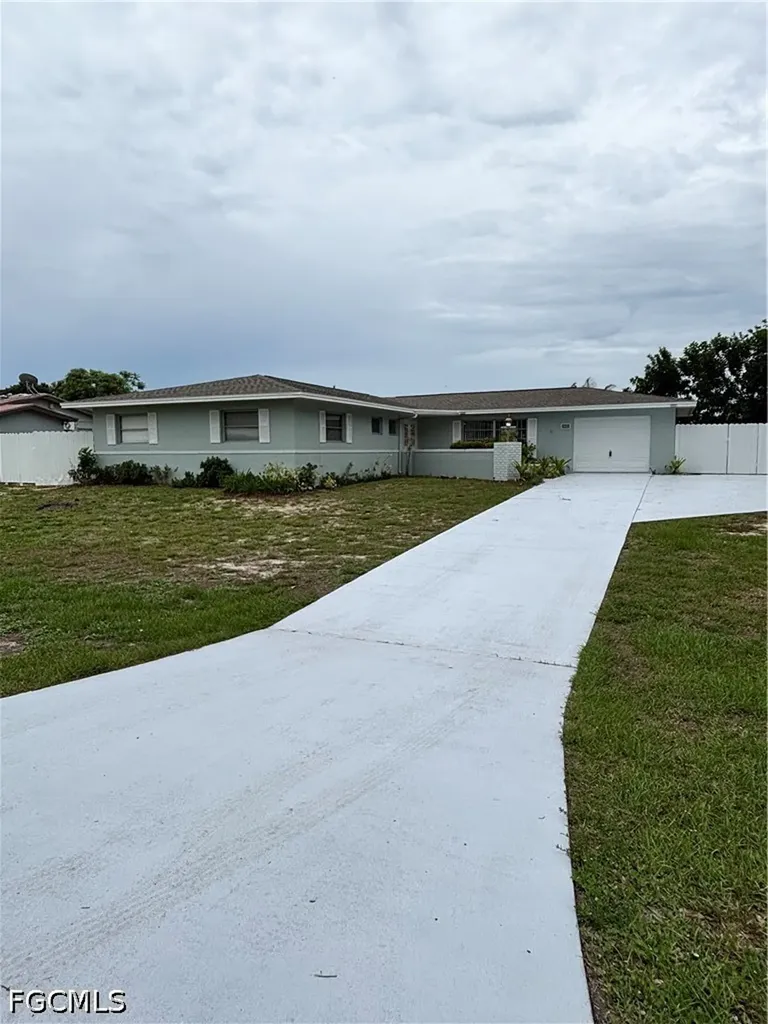 209 Punta Alta Court Lehigh Acres FL 33936