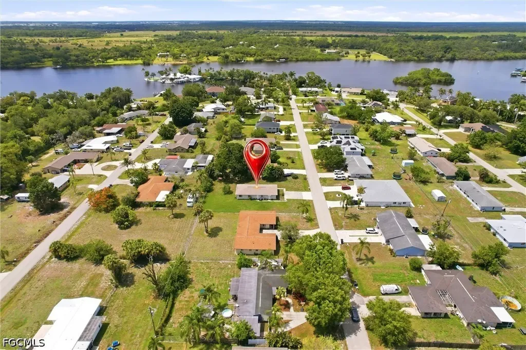 2237 Iris Way Fort Myers FL 33905