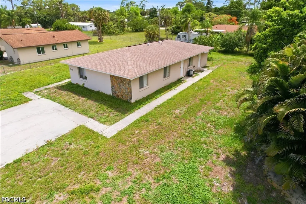 2237 Iris Way Fort Myers FL 33905
