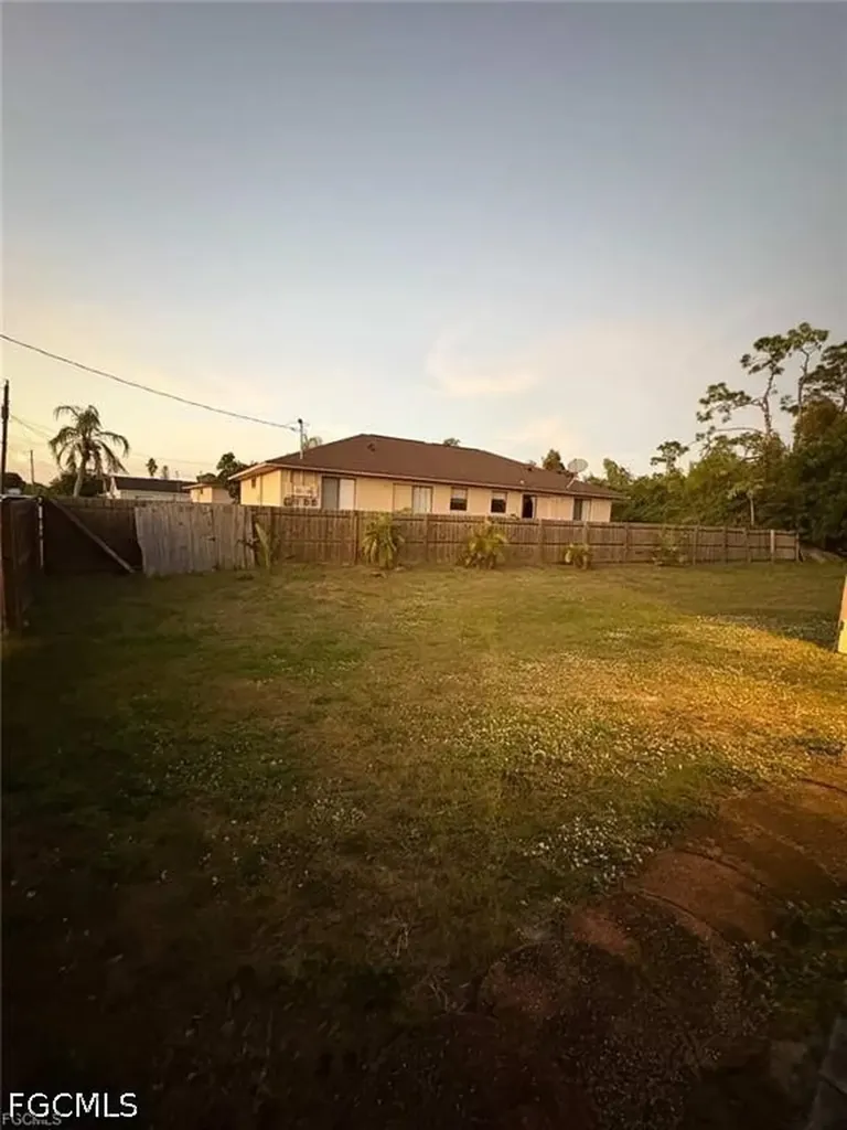 18645 Holly Road Fort Myers FL 33967