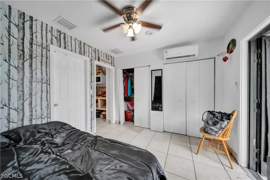 7929 NW 36 Court Miami FL 33147