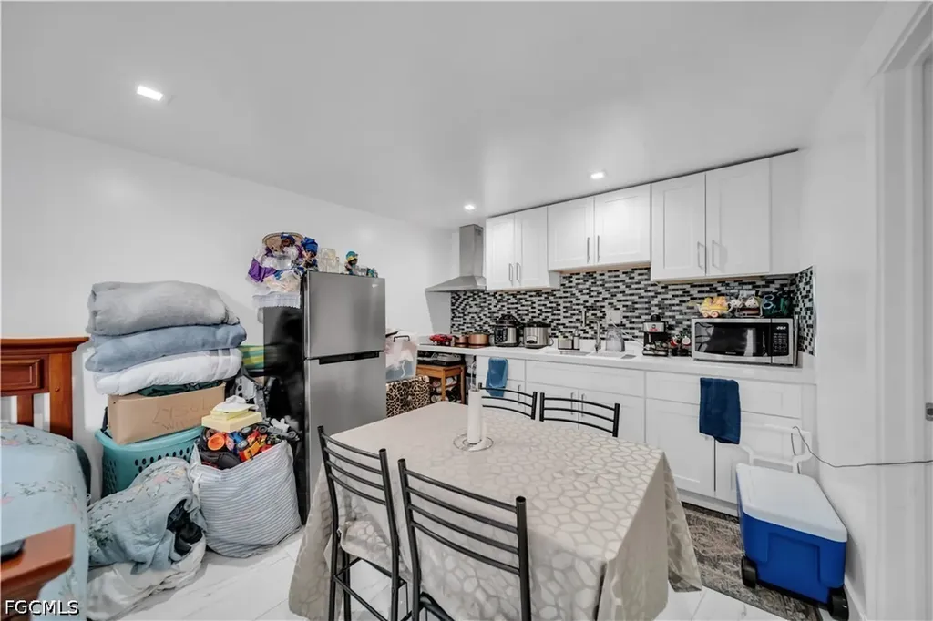 7929 NW 36 Court Miami FL 33147