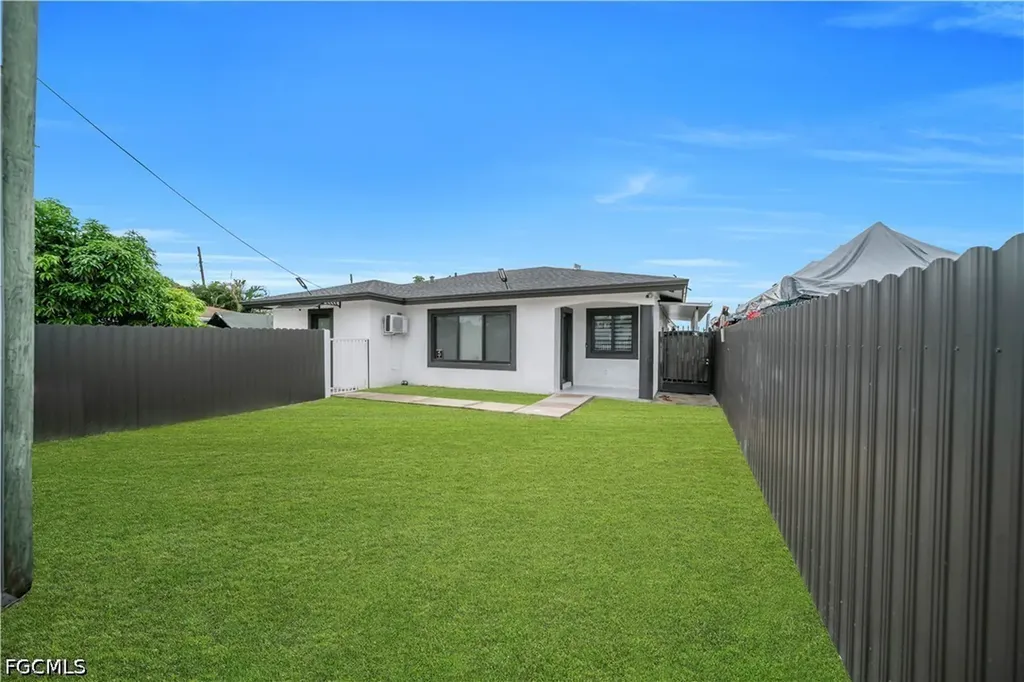7929 NW 36 Court Miami FL 33147