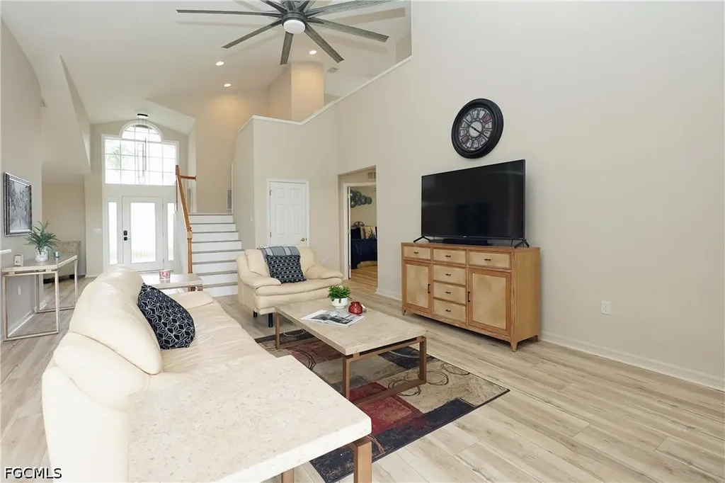 9227 Independence Way Fort Myers FL 33913