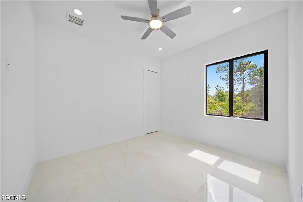 14 W 9th Street Lehigh Acres FL 33972