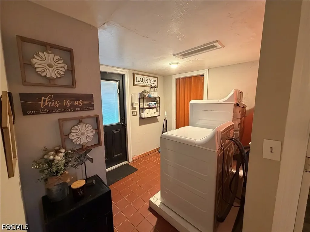 2630 Bee Branch Lakes Drive Labelle FL 33935