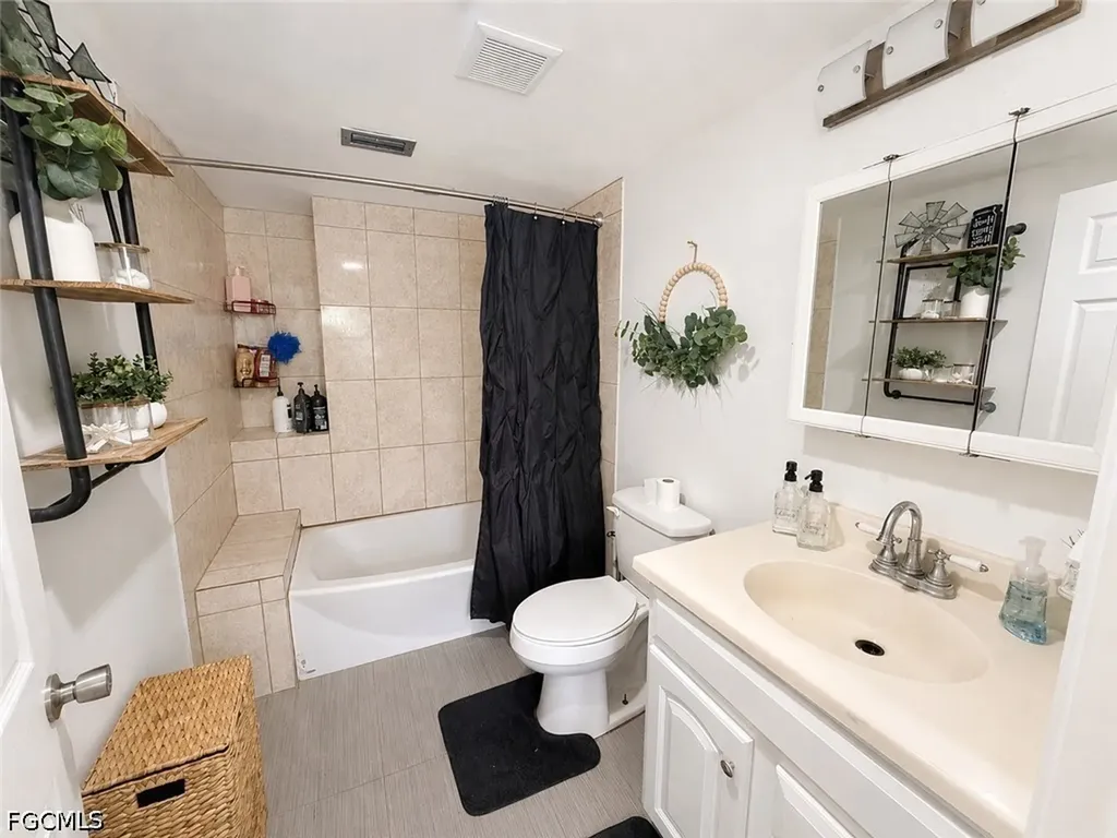 2630 Bee Branch Lakes Drive Labelle FL 33935