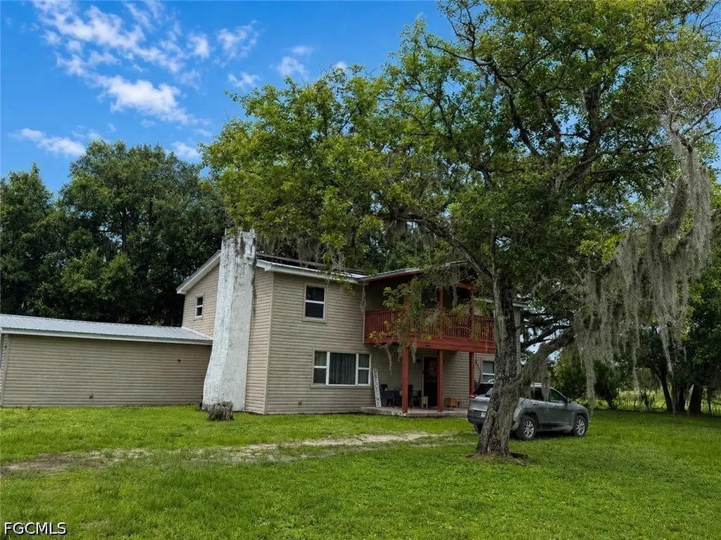 2630 Bee Branch Lakes Drive Labelle FL 33935