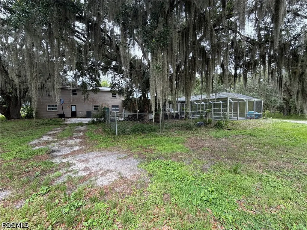 2630 Bee Branch Lakes Drive Labelle FL 33935
