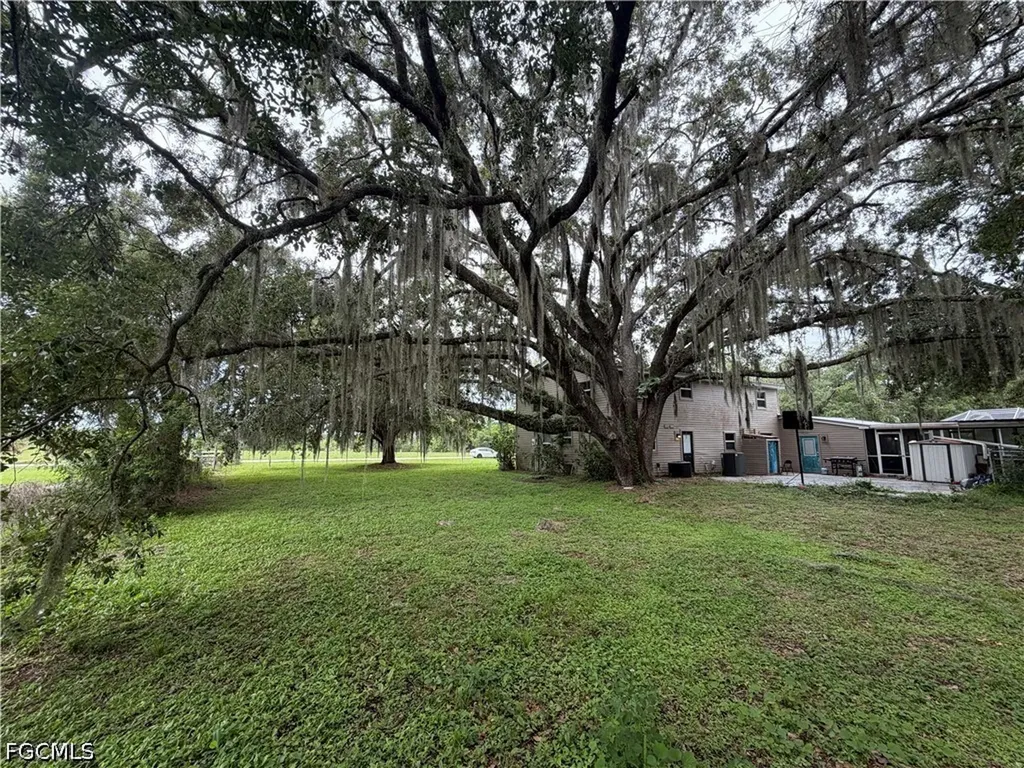 2630 Bee Branch Lakes Drive Labelle FL 33935