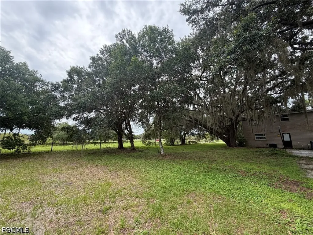 2630 Bee Branch Lakes Drive Labelle FL 33935