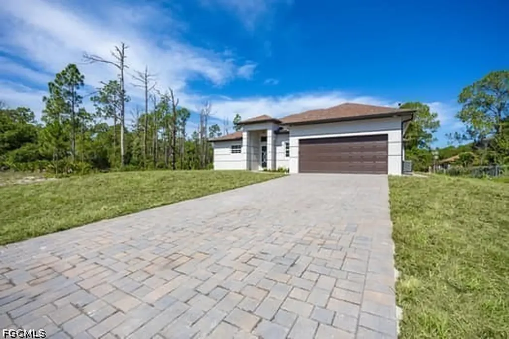 1511 Rush Avenue Lehigh Acres FL 33972