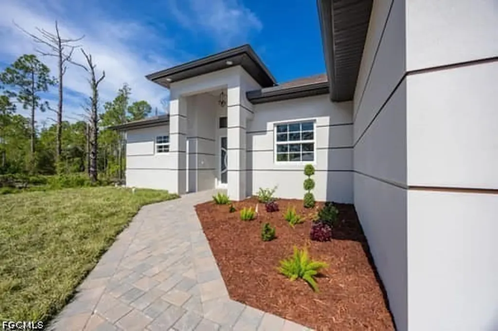1511 Rush Avenue Lehigh Acres FL 33972