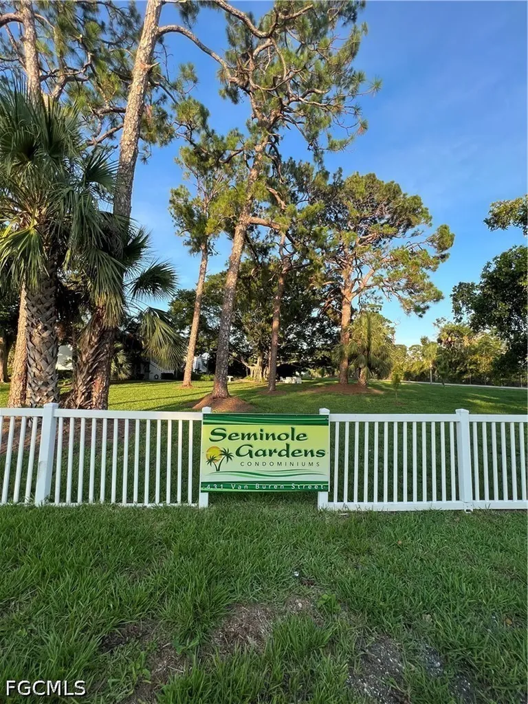 Fort Myers FL, 431 Van Buren Street, Unit C7