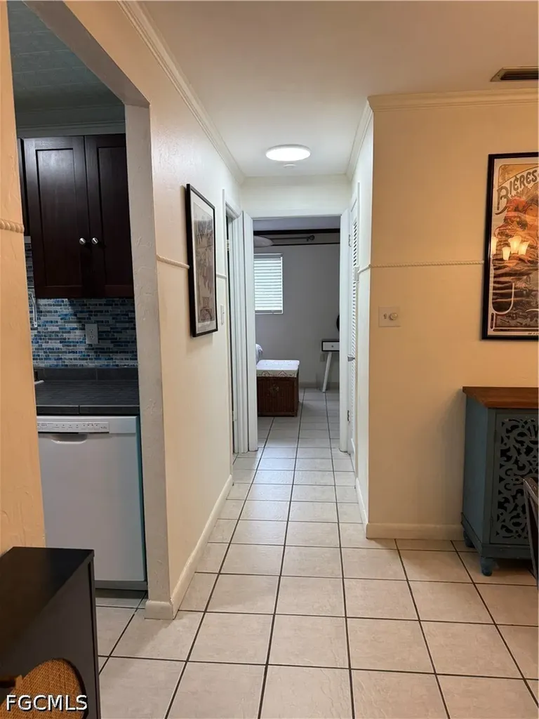 431 Van Buren Street Fort Myers FL 33916