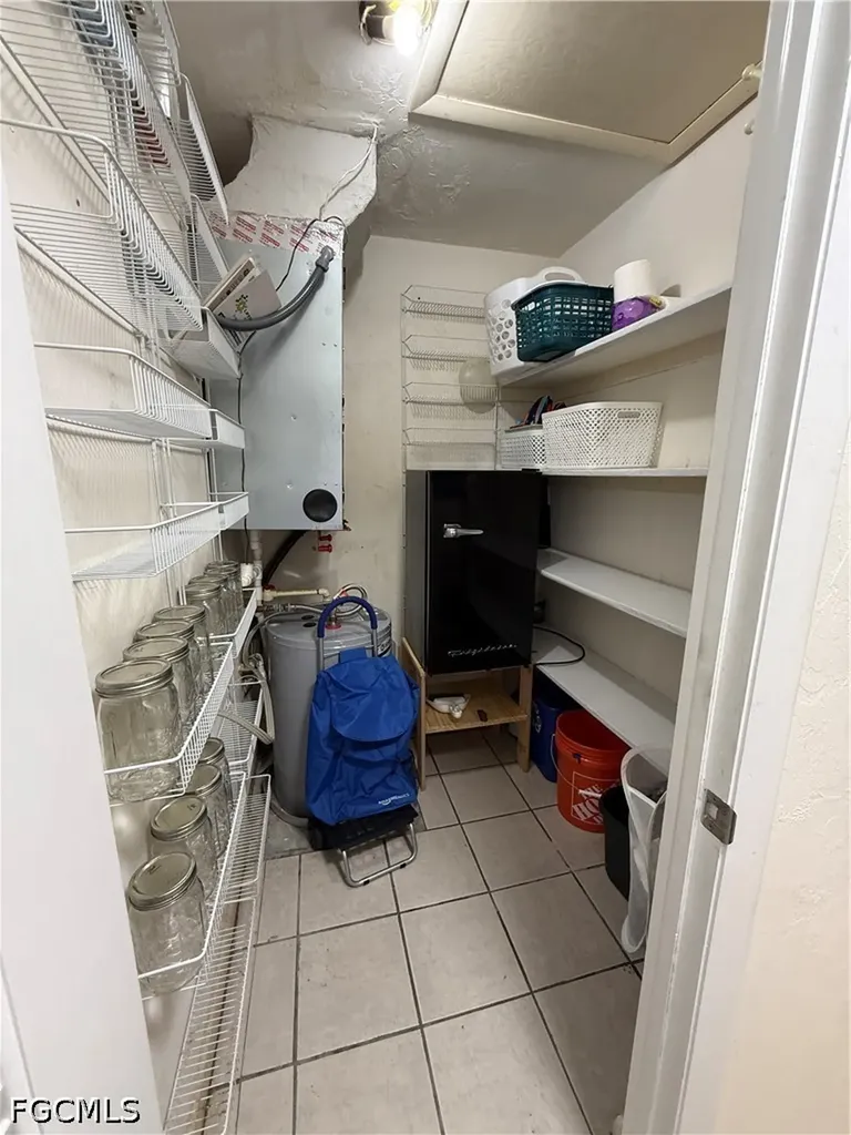 431 Van Buren Street Fort Myers FL 33916