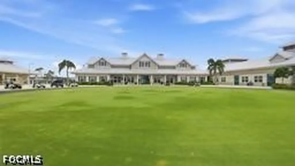 218 Nicklaus Boulevard North Fort Myers FL 33903