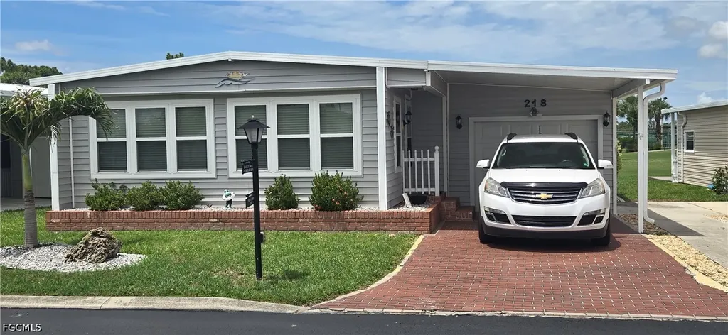 218 Nicklaus Boulevard North Fort Myers FL 33903