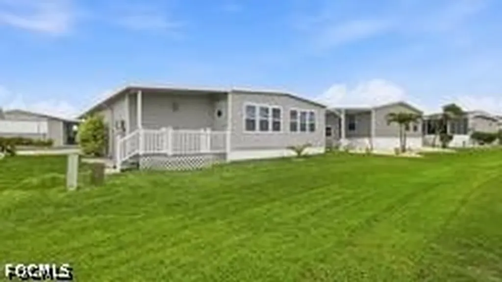 218 Nicklaus Boulevard North Fort Myers FL 33903