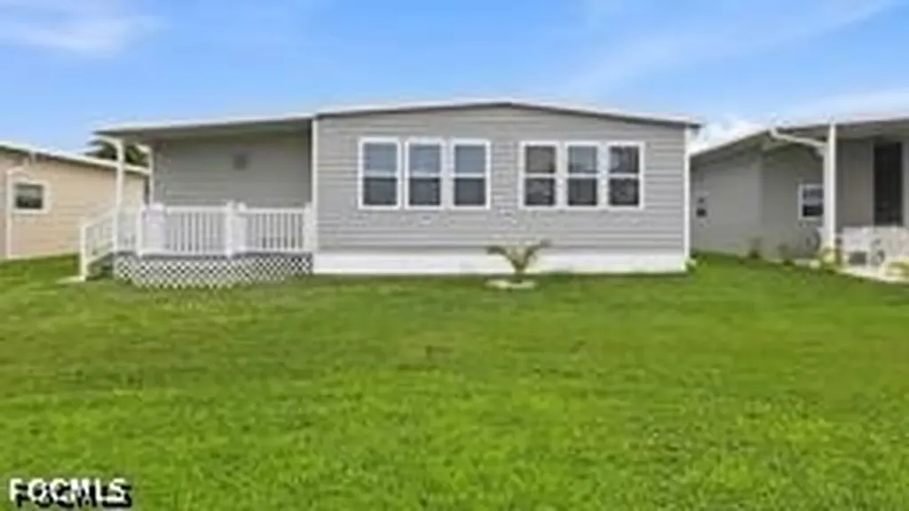 218 Nicklaus Boulevard North Fort Myers FL 33903