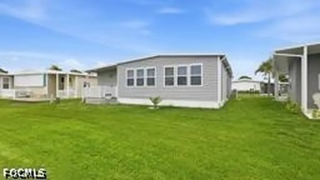218 Nicklaus Boulevard North Fort Myers FL 33903