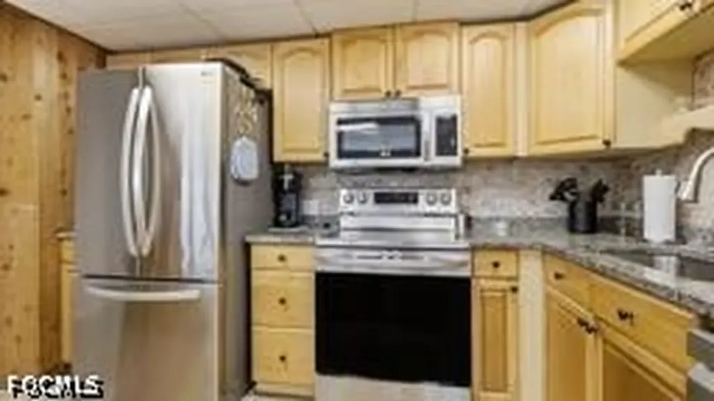 218 Nicklaus Boulevard North Fort Myers FL 33903