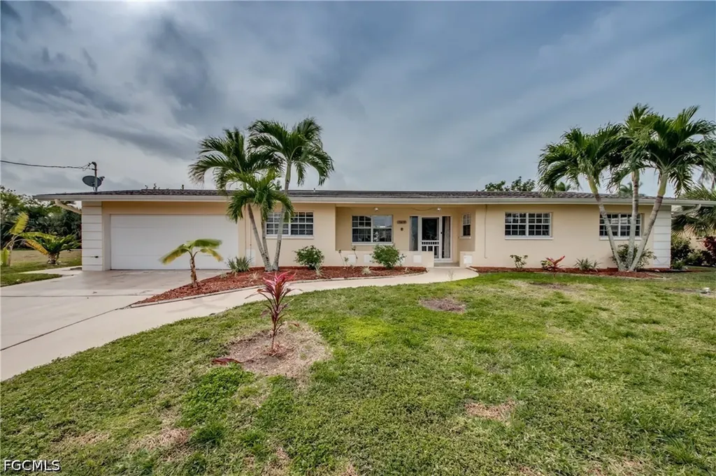 Cape Coral FL, 5359 Majestic Court