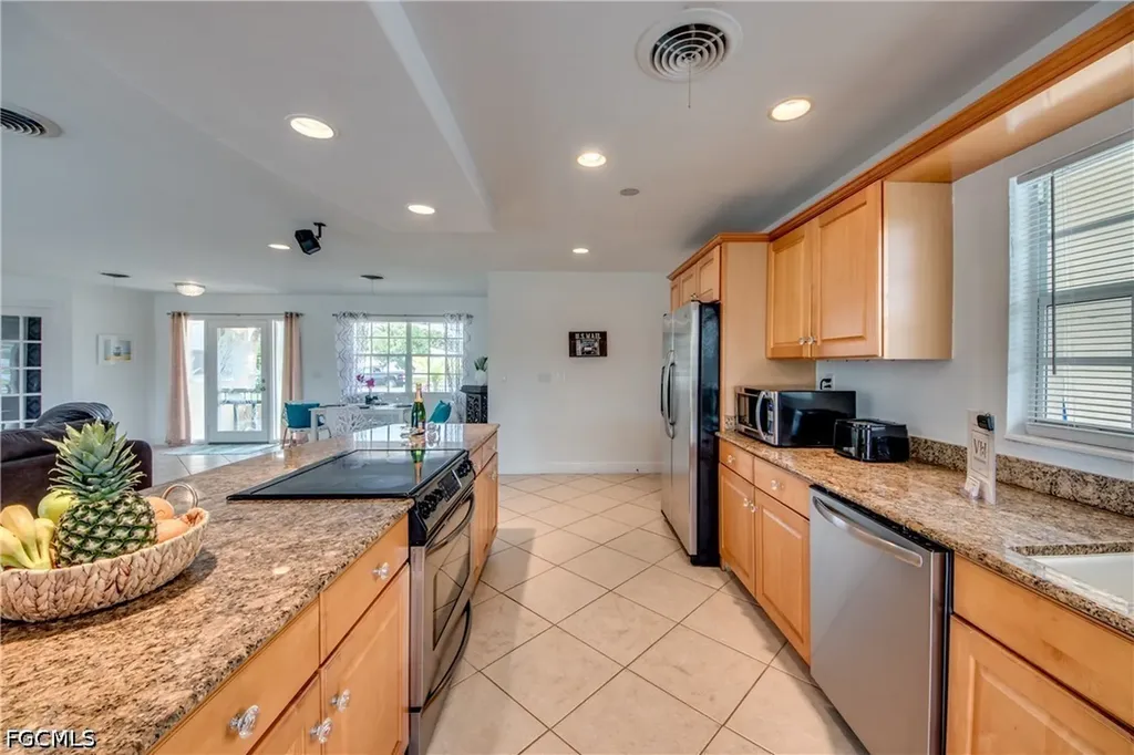 5359 Majestic Court Cape Coral FL 33904