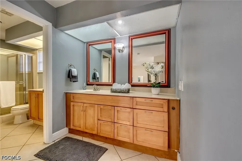 5359 Majestic Court Cape Coral FL 33904