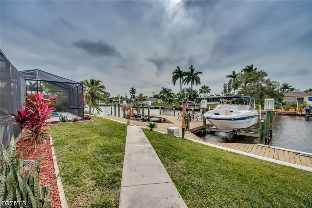 5359 Majestic Court Cape Coral FL 33904