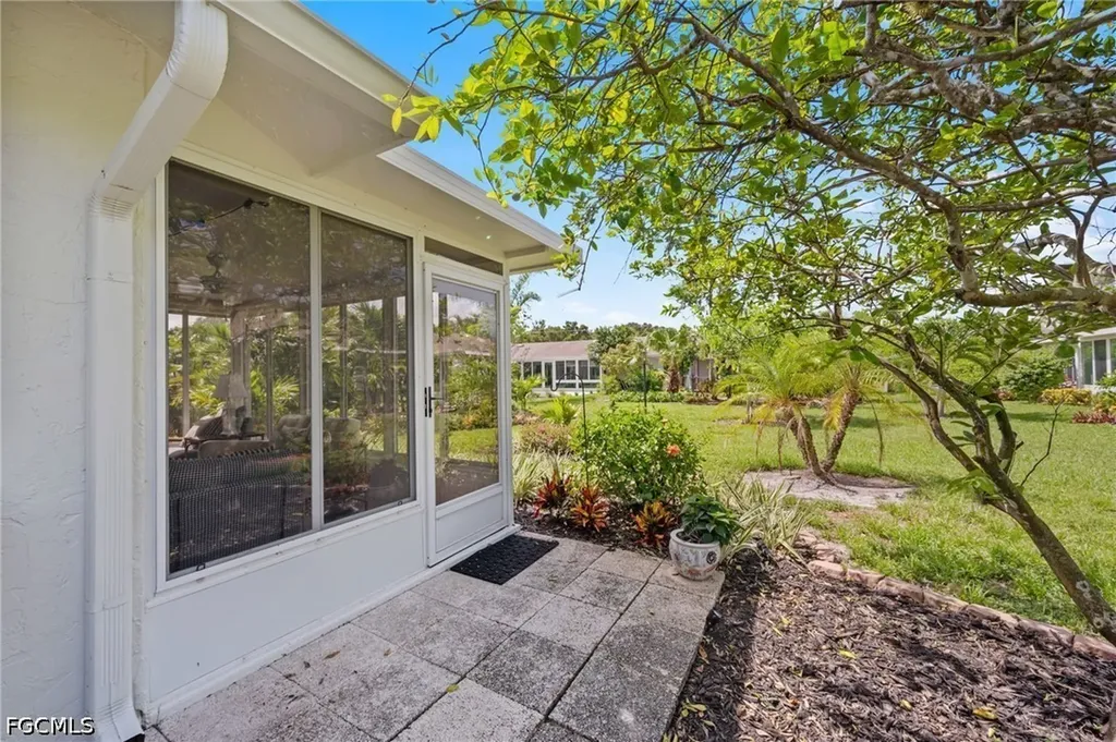 38 Glades Boulevard Naples FL 34112