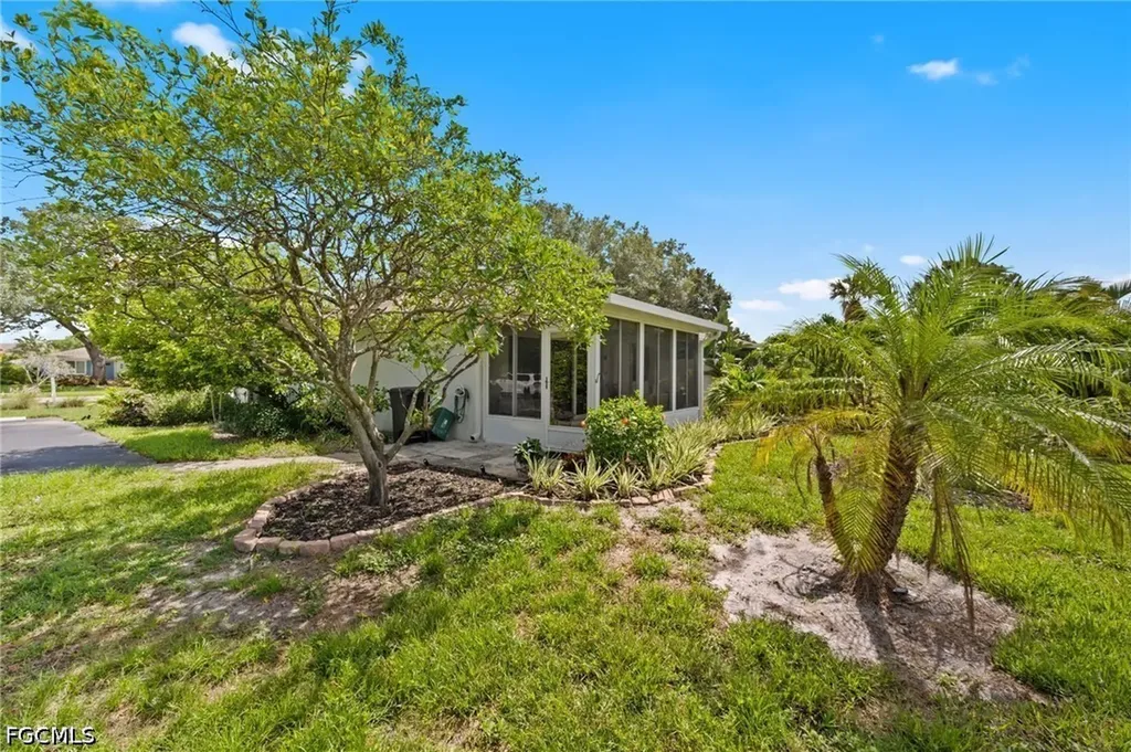 38 Glades Boulevard Naples FL 34112