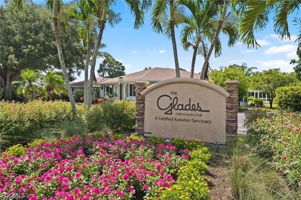 38 Glades Boulevard Naples FL 34112