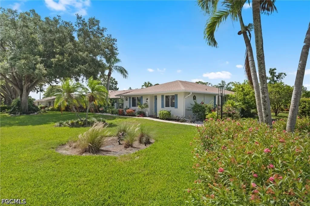 38 Glades Boulevard Naples FL 34112