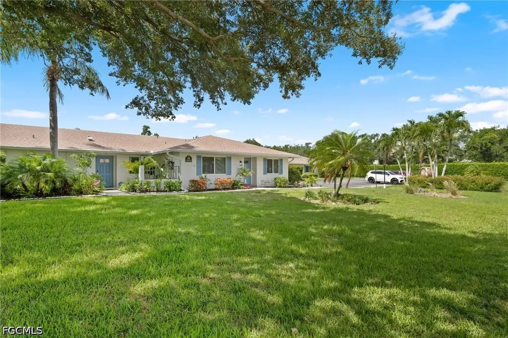38 Glades Boulevard Naples FL 34112