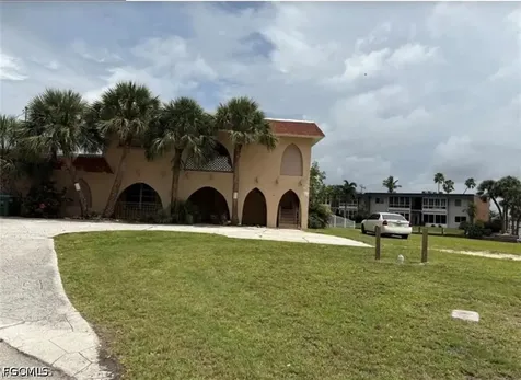 5101 Manor Court Cape Coral FL 33904