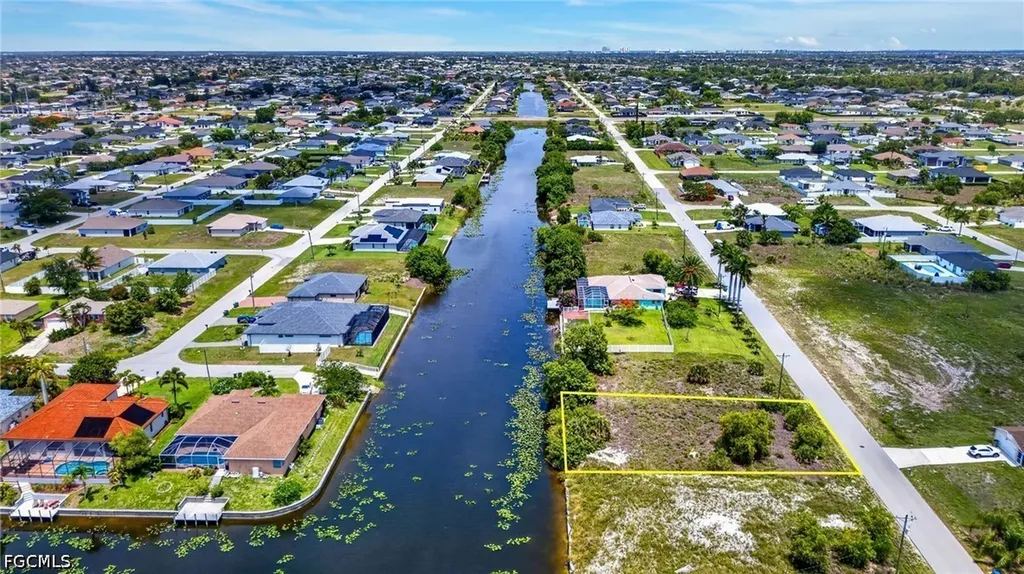 301 NW 5th Terrace Cape Coral FL 33993