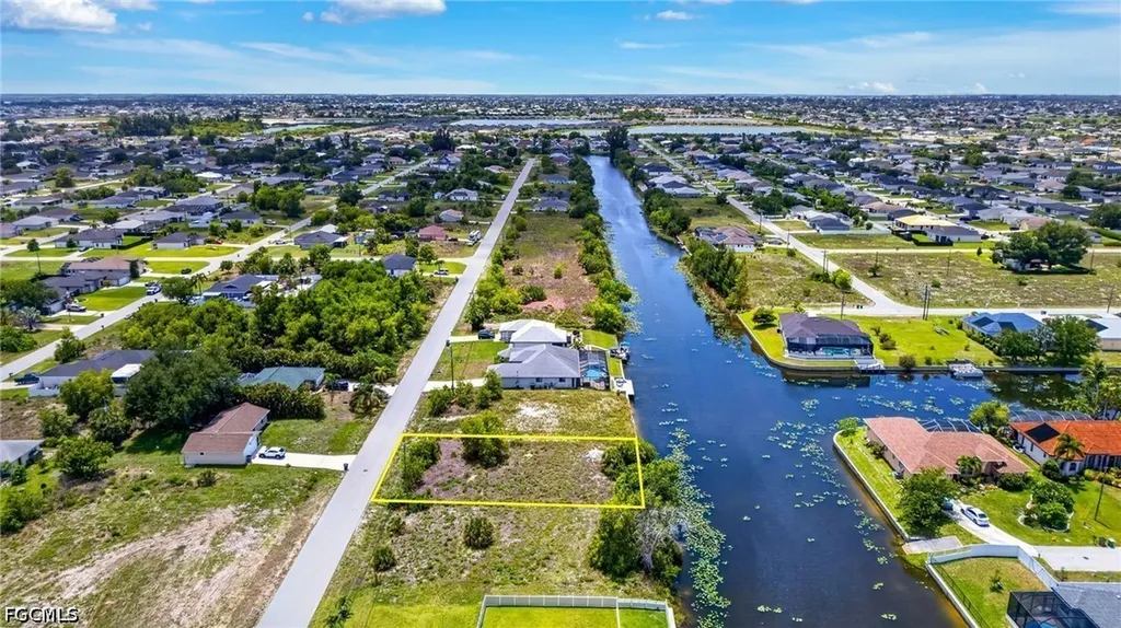 301 NW 5th Terrace Cape Coral FL 33993
