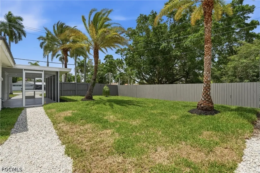 11901 Mcgregor Boulevard Fort Myers FL 33919