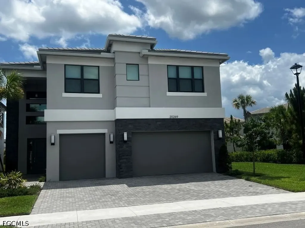 Estero FL, 20269 Fair Oak Lane